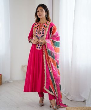 DHARMI DESIGNER DD 1003 D TRENDING GOWN WHOLESALE