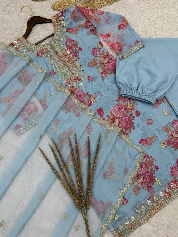HK 1682 I DESIGNER SALWAR SUITS WHOLESALE