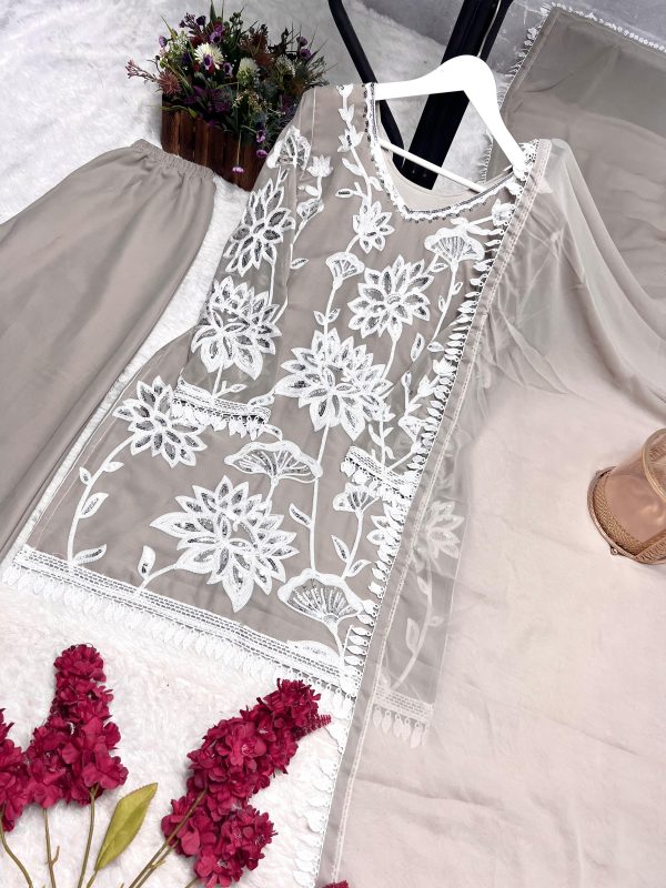 HK 1723 C TRENDING PLAZZO SUITS WHOLESALE
