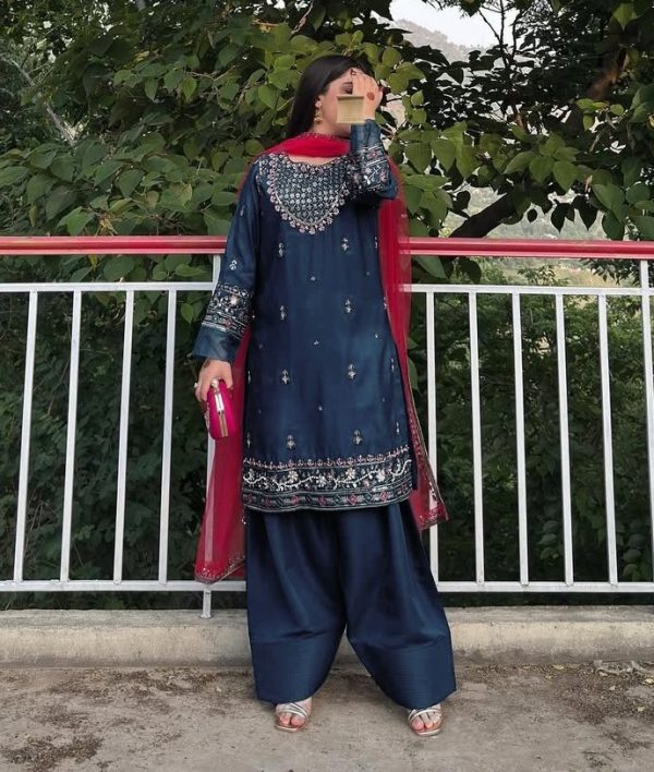 LC 1390 DESIGNER FARSHI PLAZZO SUITS WHOLESALE