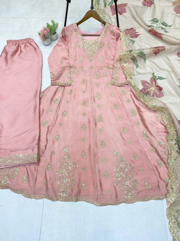 LG 1981 DESIGNER WEAR EXCLUSIVE GOWN WHOLESALE