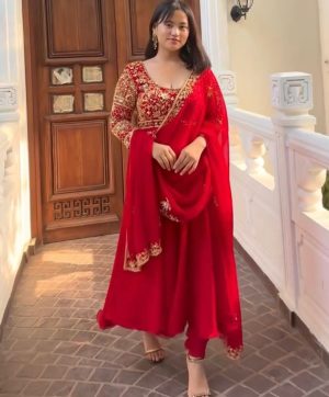 LG 1984 EXCLUSIVE AND EMBROIDERED GOWN WHOLESALE