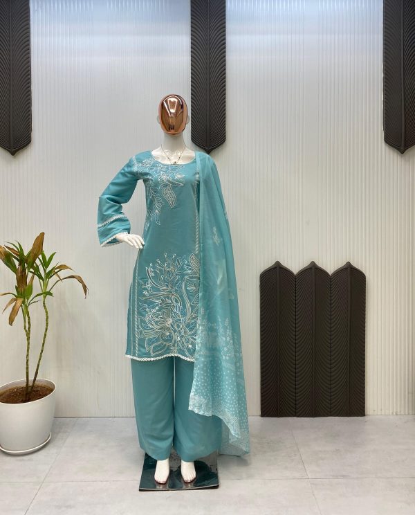 LG 1987 EXCLUSIVE SUIT IN SEQUENCE EMBROIDERED