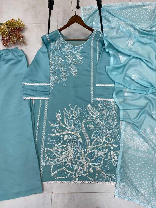 LG 1987 EXCLUSIVE SUIT IN SEQUENCE EMBROIDERED