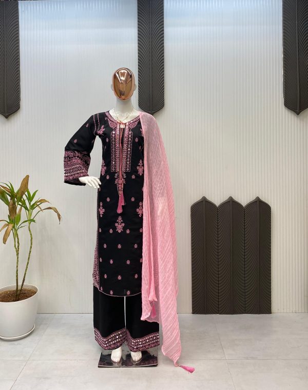 LG 1993 DESIGNER WEAR EXCLUSIVE SUITS WHOLESALE