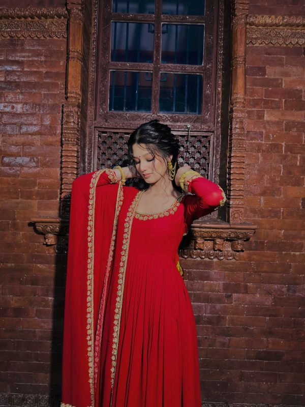 SHREE HARI NSR 868 B DESIGNER PARTY WEAR GOWN