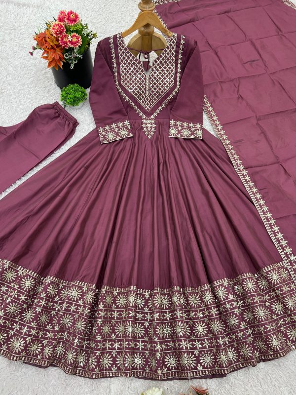 SHREE HARI NSR 872 A B DESIGNER EMBROIDERED GOWN