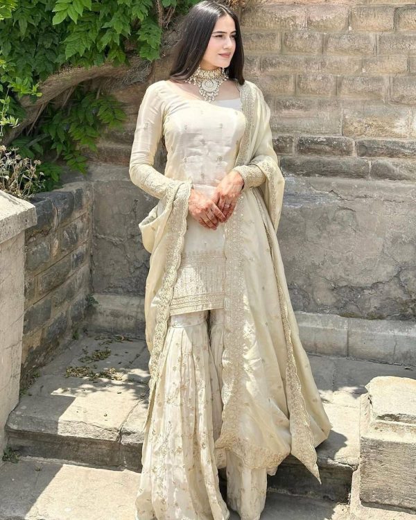 SHREE HARI SRK 5172 DESIGNER GHARARA SUITS ONLINE