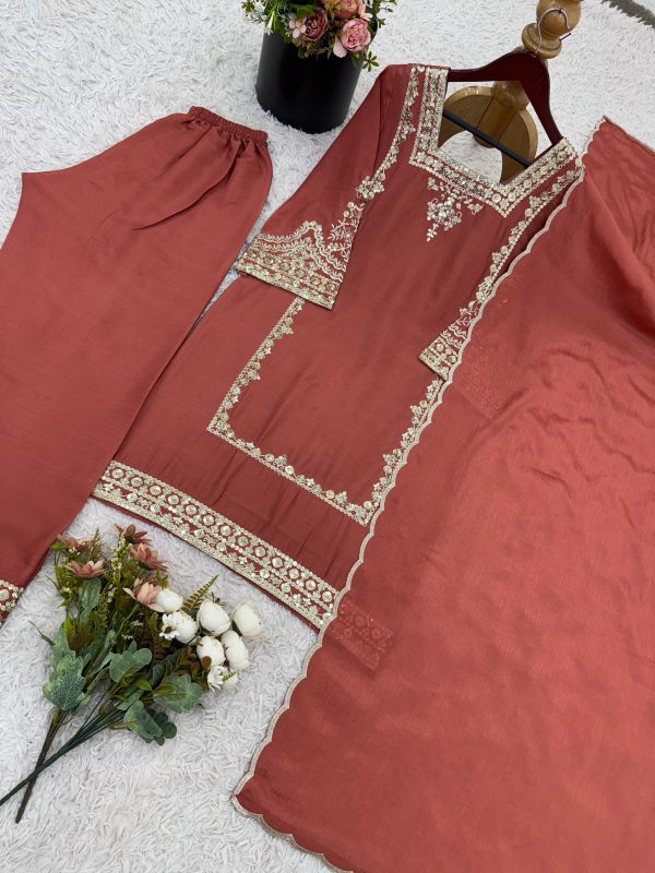SHREE HARI ZSR 3138 A TRENDING SALWAR SUITS ONLINE