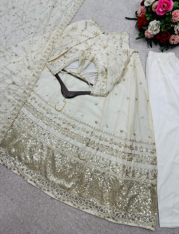 WOMEN WASTRA FD 157 TRENDING GOWN WHOLESALE