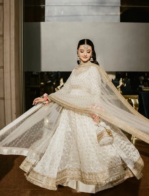 AAROHI DESIGNER PD 1111 G PARTY WEAR GOWN