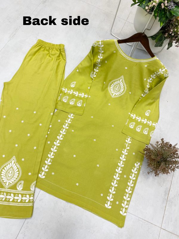 BE 396 B EXCLUSIVE COMFORTABLE EMBROIDERED KURTA