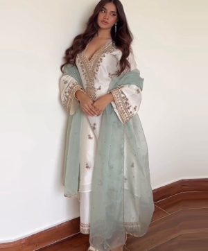 DHANI BOUTIQUE DB 020 DESIGNER PLAZZO SUITS