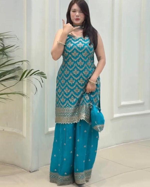 HK 1727 E DESIGNER GEORGETTE PLAZZO SUITS WHOLESALE