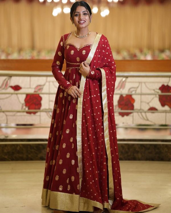 LC 1400 TRENDING GOWN WHOLESALE IN INDIA