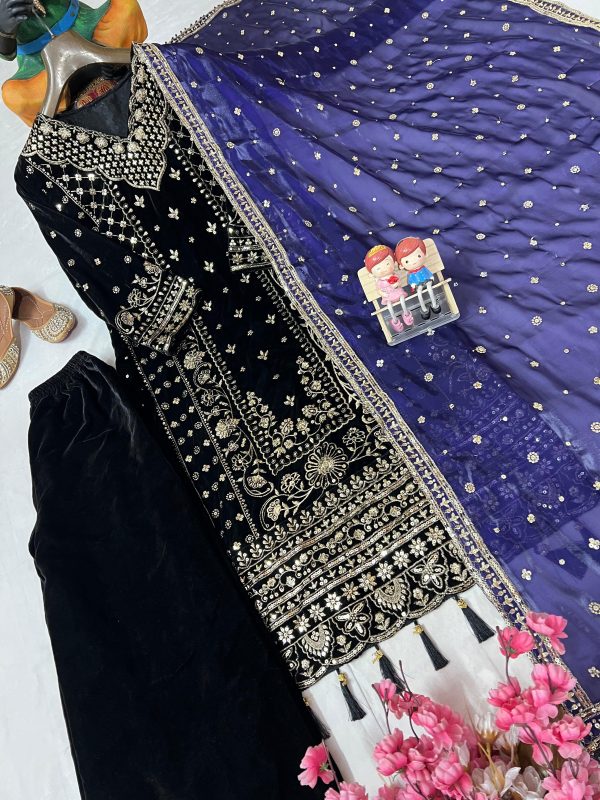 LC 1403 DESIGNER PREMIUM VELVET SALWAR SUIT