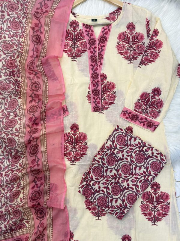 MURTI TRENDS PINK COTTON STYLISH KURTI