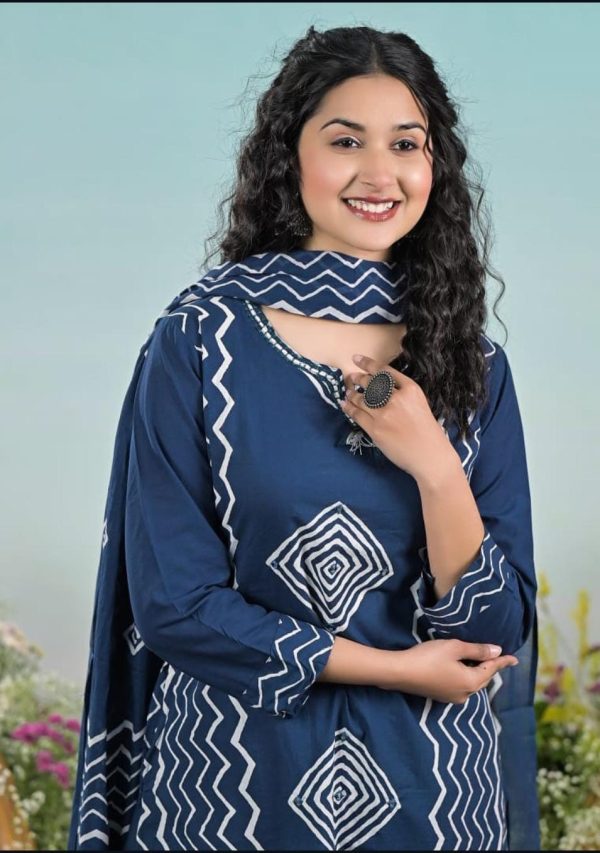 SHRUTI CREATION READYMADE COTTON SUITS WHOLESALE