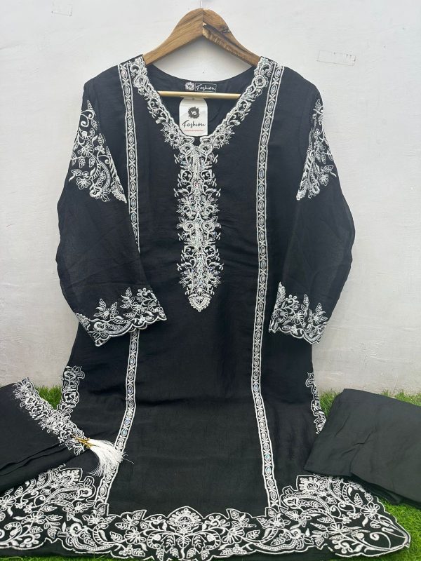 VS FASHION 14014 VICHITRA GEORGETTE READYMADE SUIT