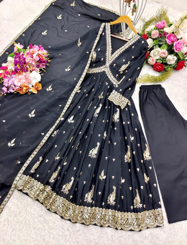 WOMEN WASTRA FD 121 DESIGNER BLACK GOWN