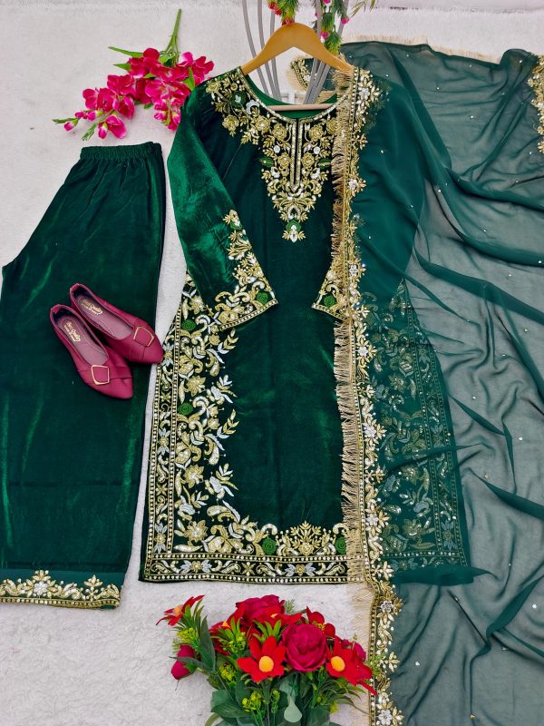WOMEN WASTRA WW 1032 TRENDING VELVET SALWAR SUITS