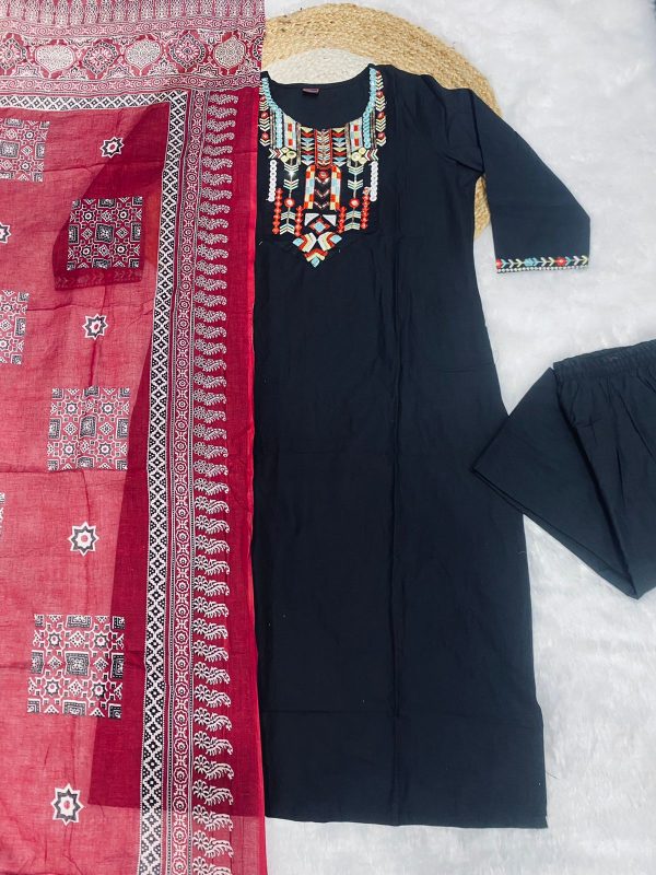 MOX CREATION SPECIAL KURTI PENT DUPATTA SET
