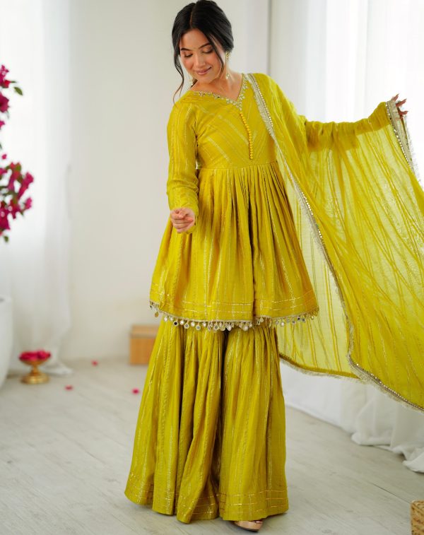SRK 5300 C TRENDING SHARARA PLAZZO SUITS