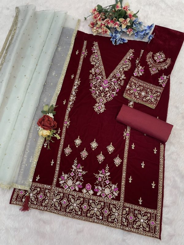TAWAKKAL FABRICS TF 1320 D PAKISTANI VELVET SUITS