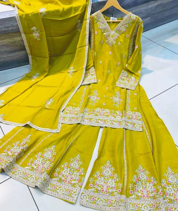 WW 1151 B TRENDING SHARARA SUITS WHOLESALE