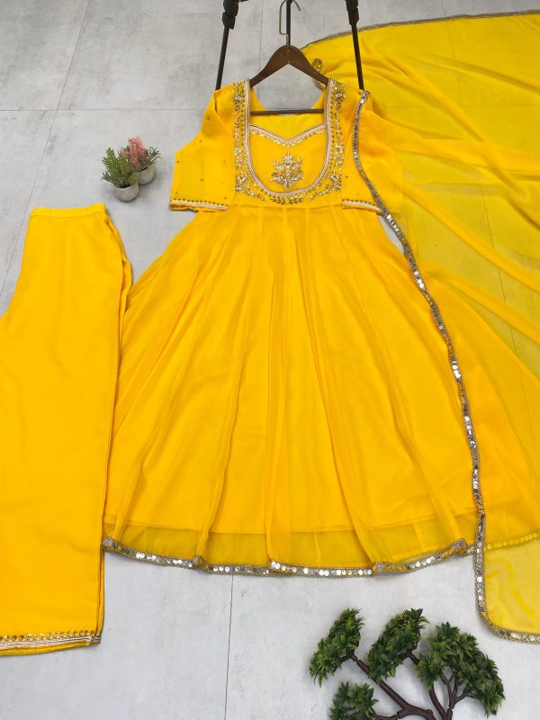 LG 2022 YELLOW WEDDING GOWN OUTFIT WHOLESALE