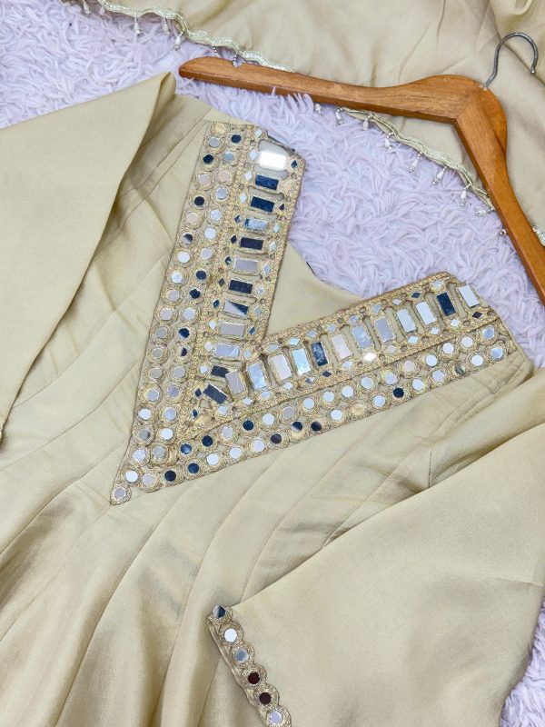 SRK 5211 LUXURY WEAR WHOLESALER SURAT