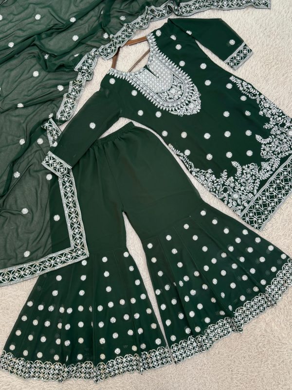JD 631 TRENDING 3 PIECE FANCY KURTI PLAZZO