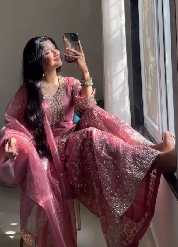 PD 1139 B TRENDING PLAZZO SUITS WHOLESALE